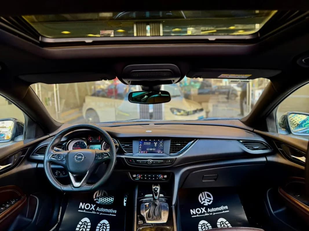 Opel Insignia 2019 Topline Black Automatic — Used