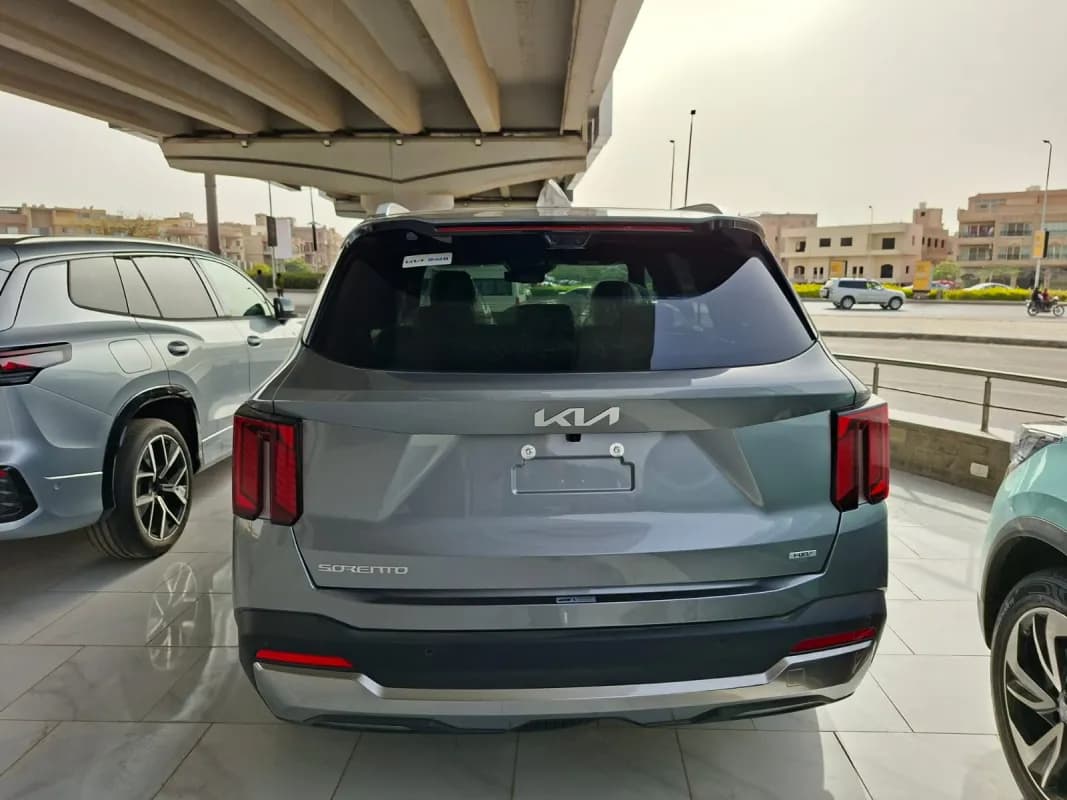 Kia Sorento 2026 Signature Hybrid Gray Automatic — New