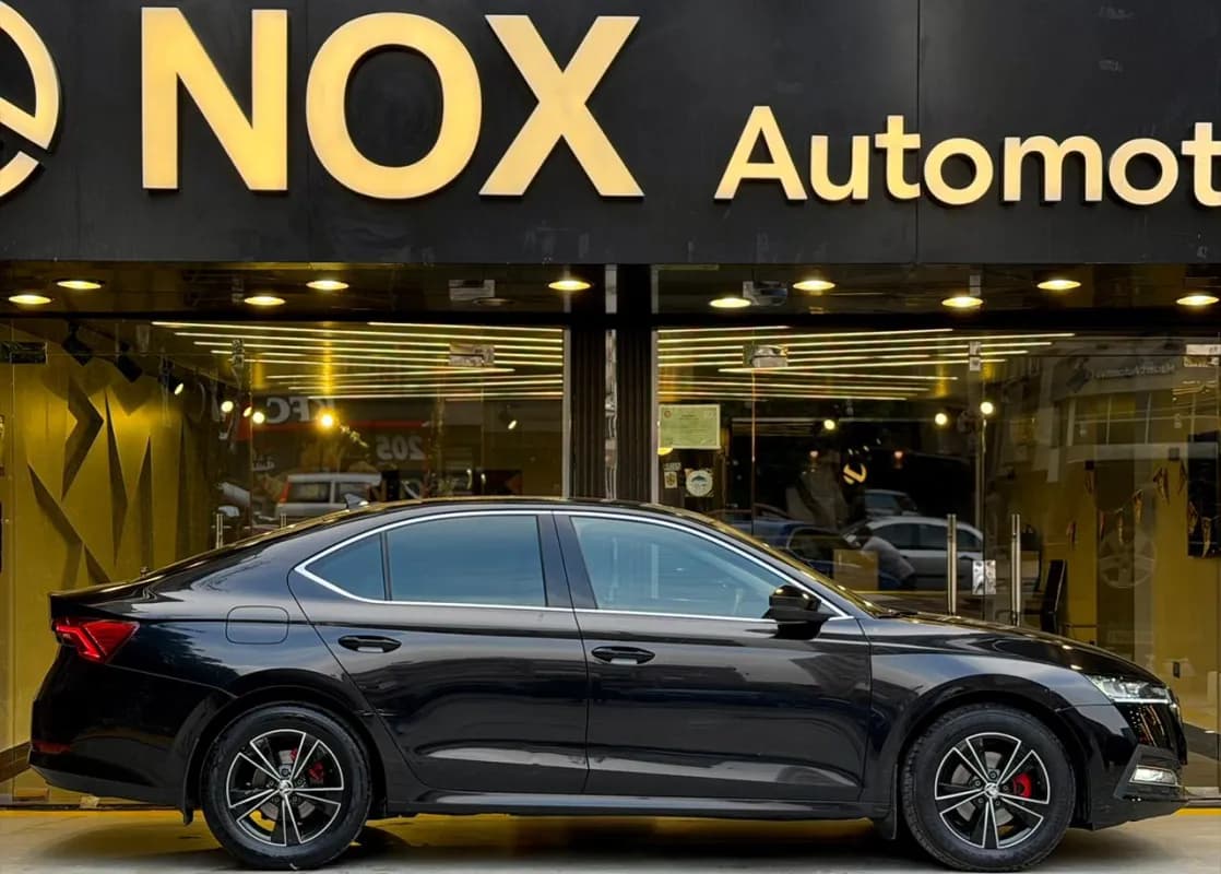 Skoda Octavia 2024 Ambition Black Automatic — Used