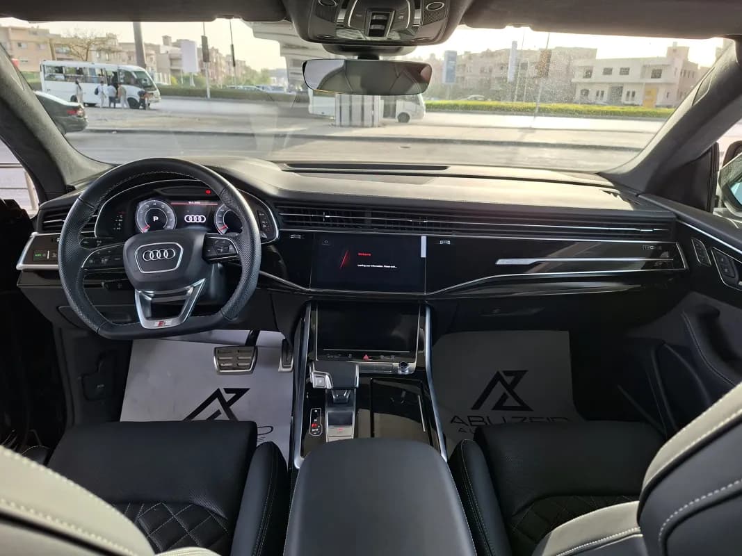 Audi Q8 2025 Sline Plus Black Automatic — New