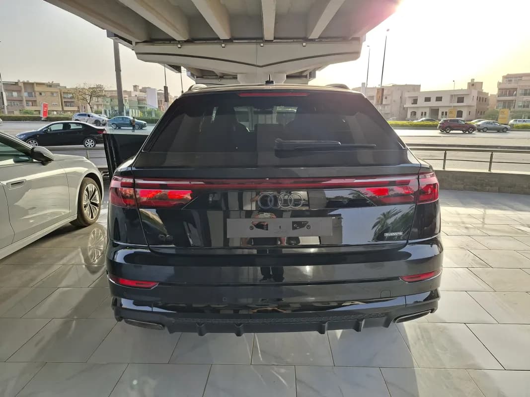 Audi Q8 2025 Sline Plus Black Automatic — New