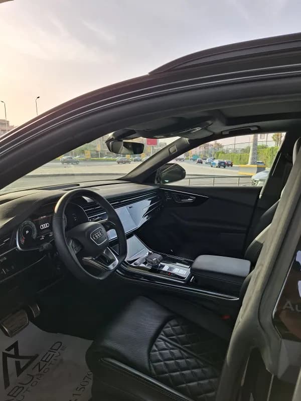 Audi Q8 2025 Sline Plus Black Automatic — New