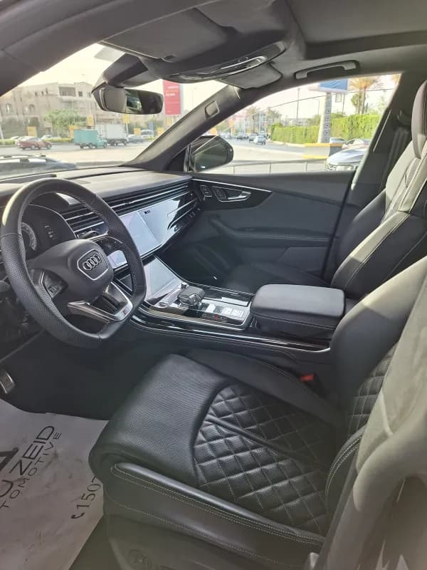 Audi Q8 2025 Sline Plus Black Automatic — New