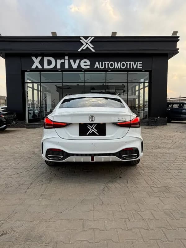 ام جي 5 2025 كومفورت أبيض فتيس متغير السرعات باستمرار — جديدة