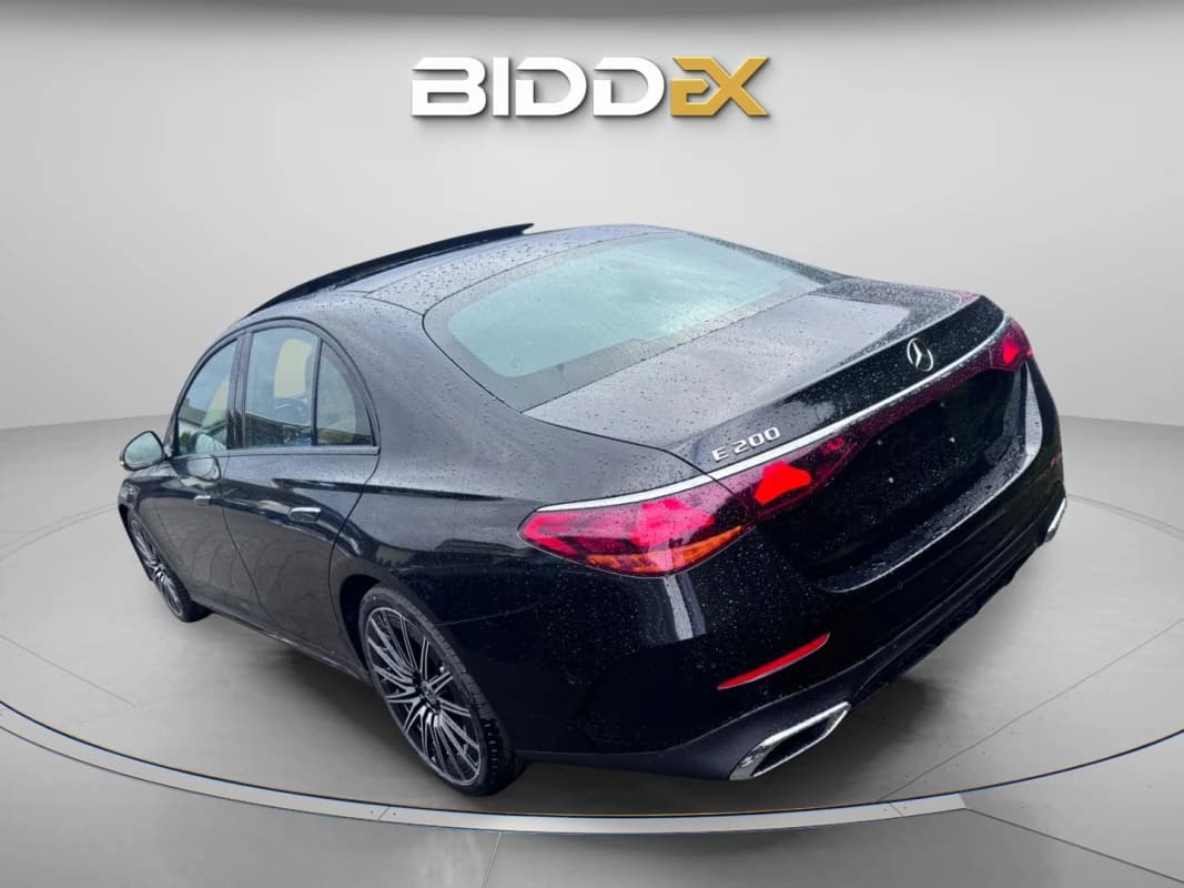 مرسيدس بنز E200 2024 اي ام جي فولي لوديد أسود أوتوماتيك — جديدة