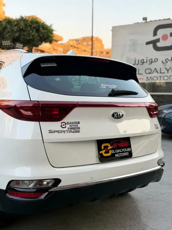 كيا سبورتاج 2022 ال اكس أبيض أوتوماتيك — مستعملة