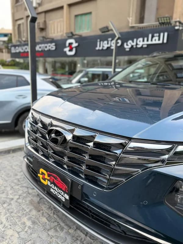هيونداي توسان 2023 ريدلاين أزرق غامق أوتوماتيك — مستعملة