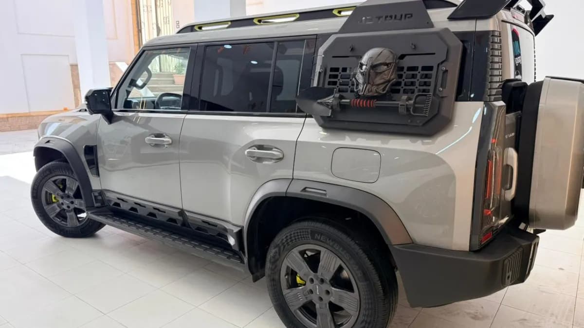 Jetour T2 2025 Luxury Gray Automatic — Used