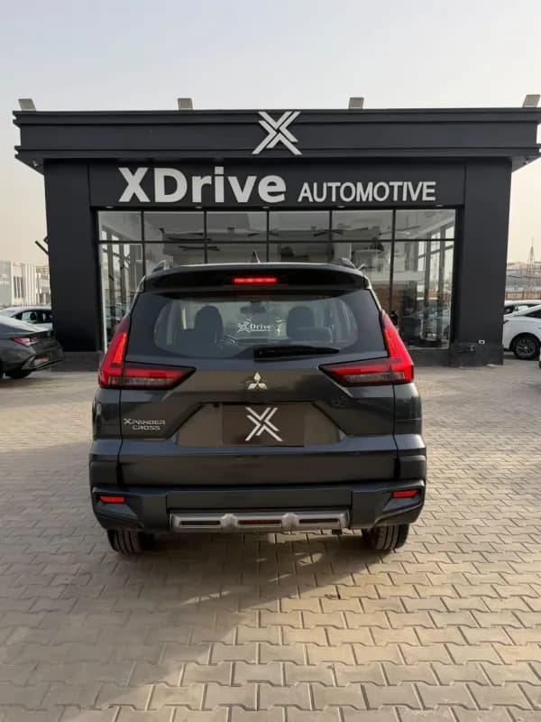 Mitsubishi Xpander 2025 Highline Black Automatic — New