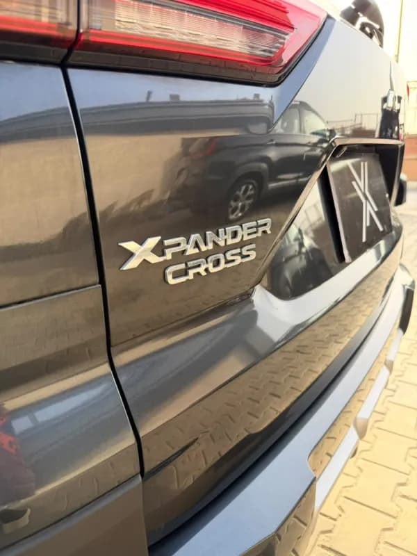Mitsubishi Xpander 2025 Highline Black Automatic — New