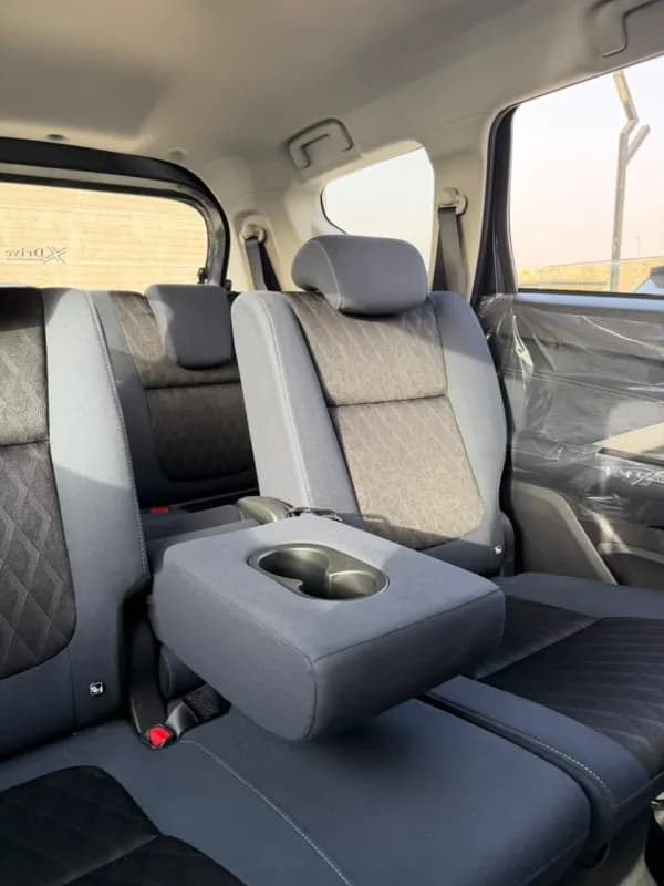 Mitsubishi Xpander 2025 Highline Black Automatic — New
