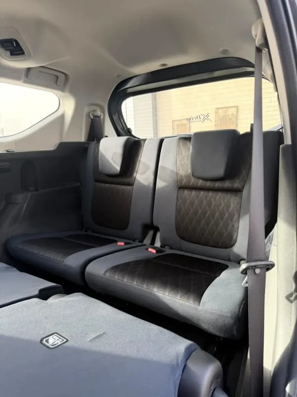 Mitsubishi Xpander 2025 Highline Black Automatic — New