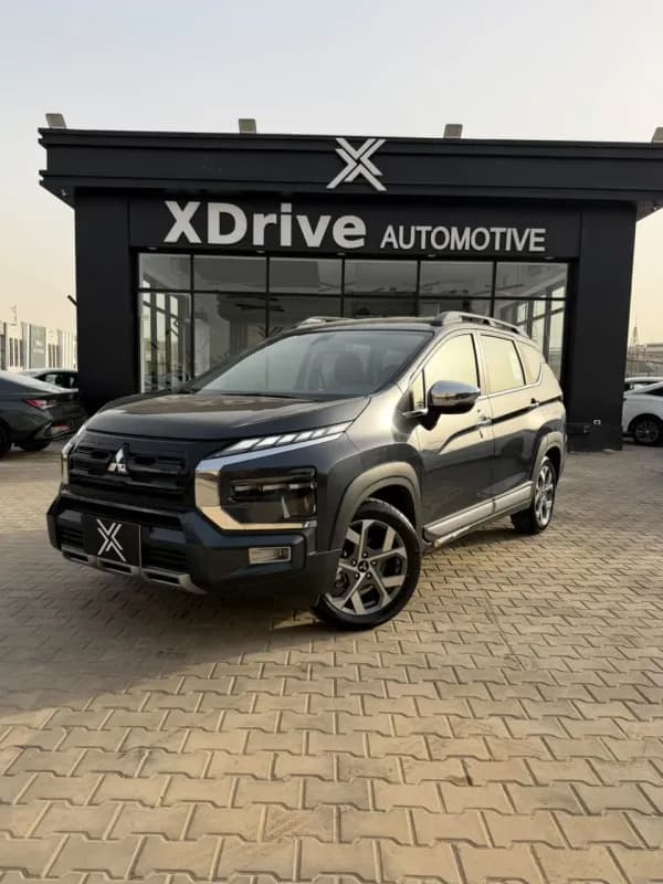 Mitsubishi Xpander 2025 Highline Black Automatic — New