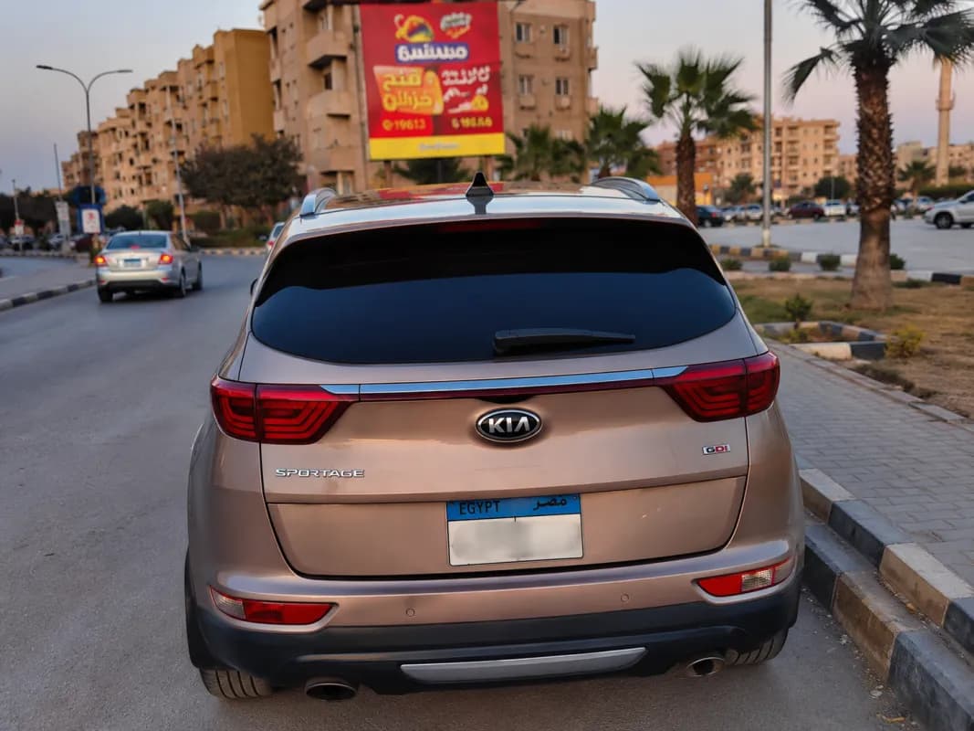 Kia Sportage 2023 EX Brown Automatic — Used