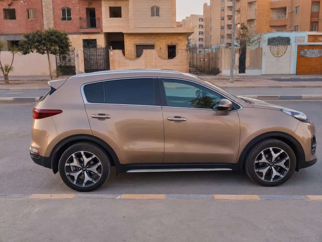 Kia Sportage 2023 EX Brown Automatic — Used