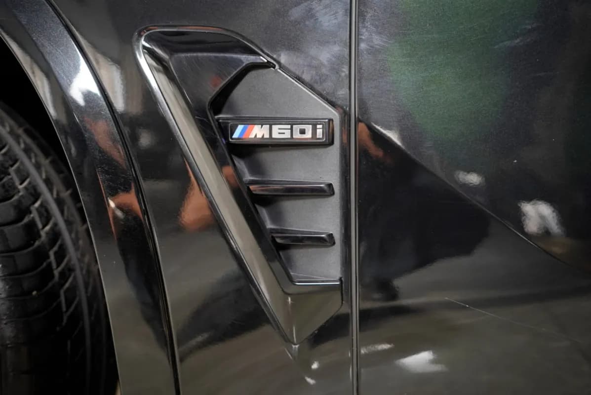 BMW X5 2024 M60i Black Automatic — Used