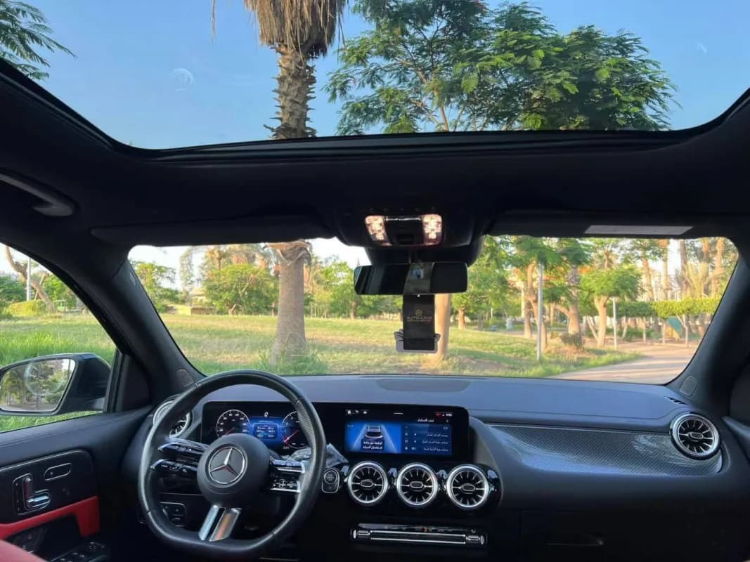 مرسيدس بنز GLA 200 2024 ايه ام جي أسود أوتوماتيك — مستعملة