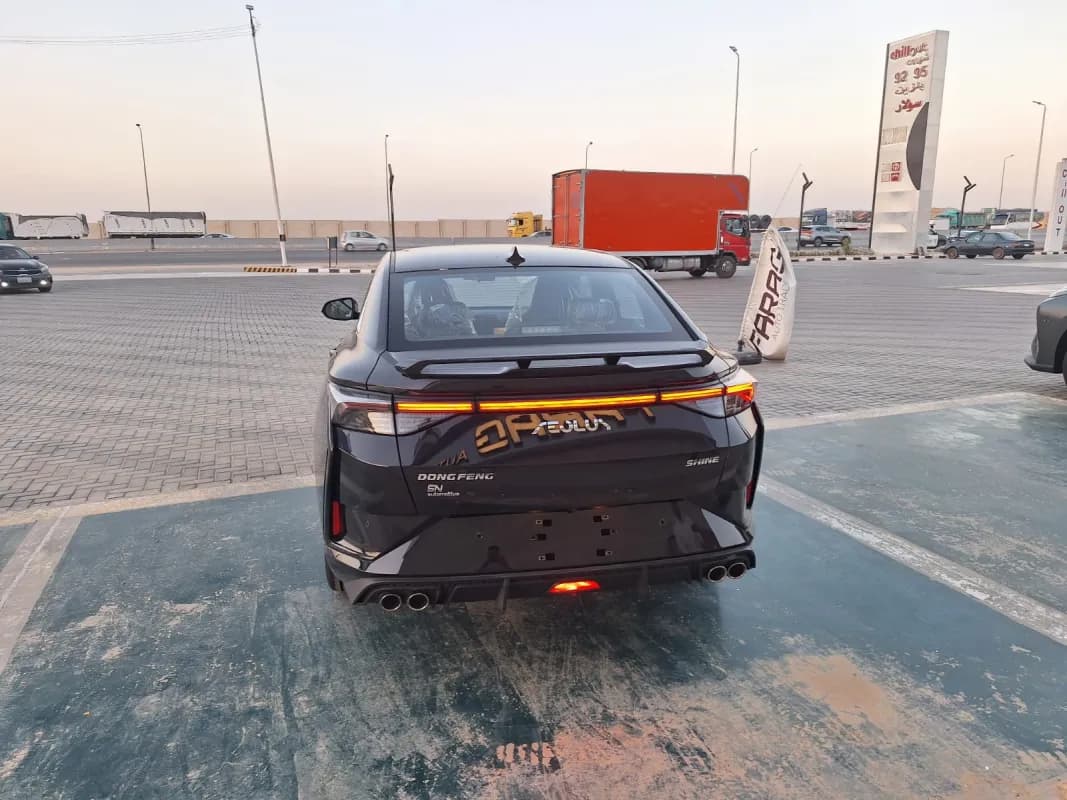 دونج فينج شاين 2026 سبورت أسود أوتوماتيك — جديدة