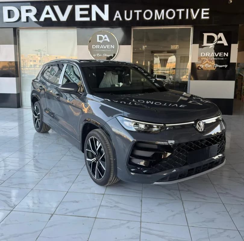فولكس فاجن Tayron 2026 ار لاين رمادي أوتوماتيك — جديدة