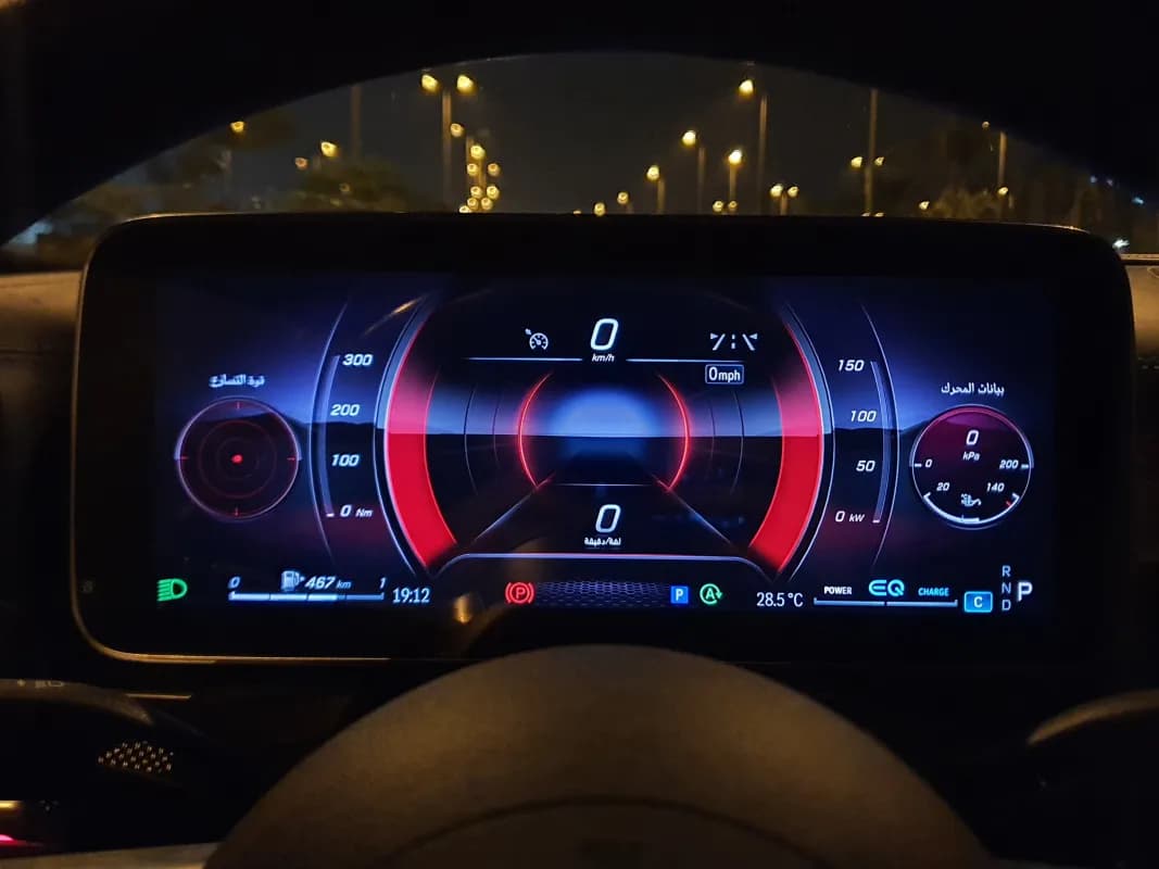 مرسيدس بنز C200 2026 ايه ام جي أسود أوتوماتيك — مستعملة