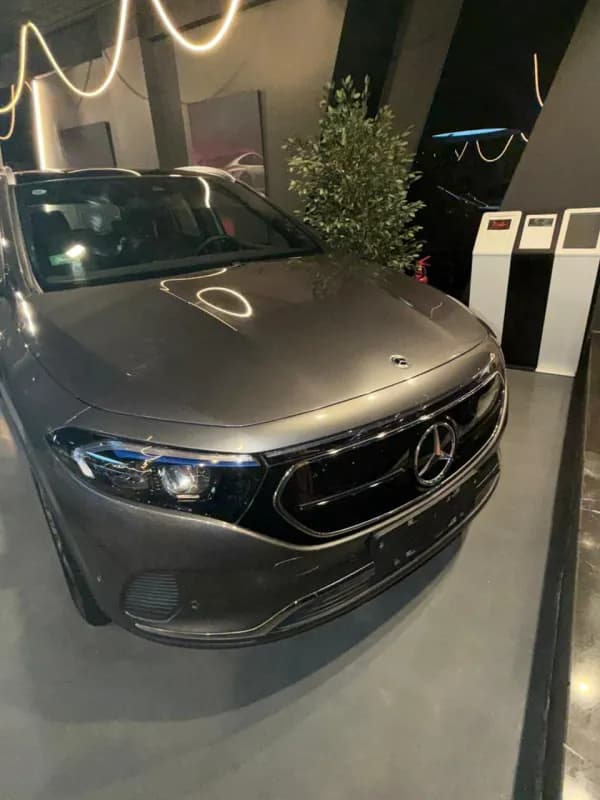 Mercedes-Benz EQA260 2024 Luxury Gray Automatic — New