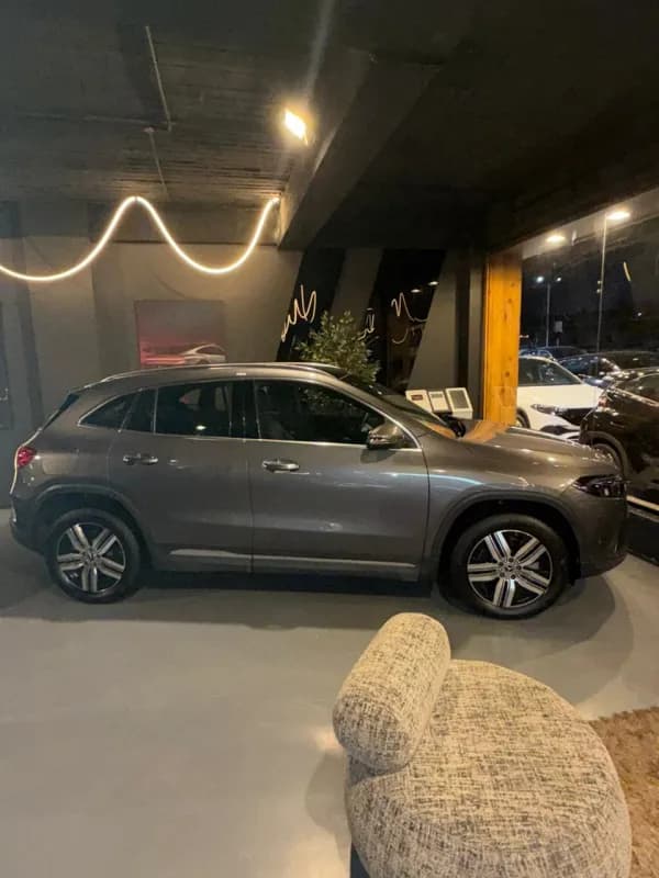 Mercedes-Benz EQA260 2024 Luxury Gray Automatic — New