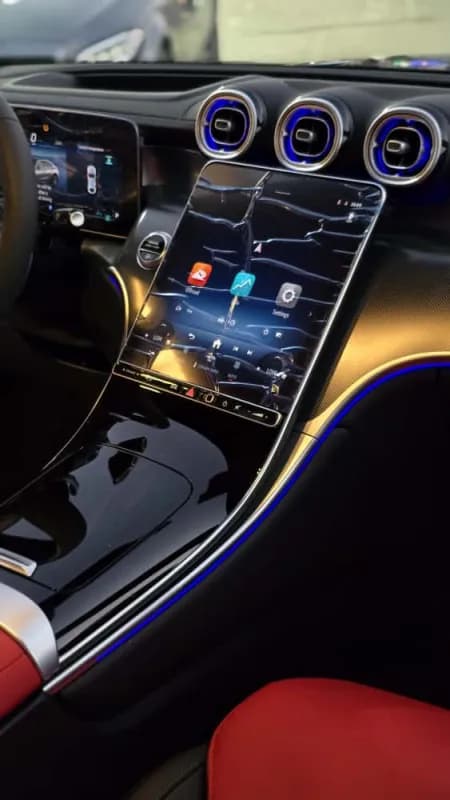 مرسيدس بنز GLC 300 2025 كوبيه أسود أوتوماتيك — جديدة