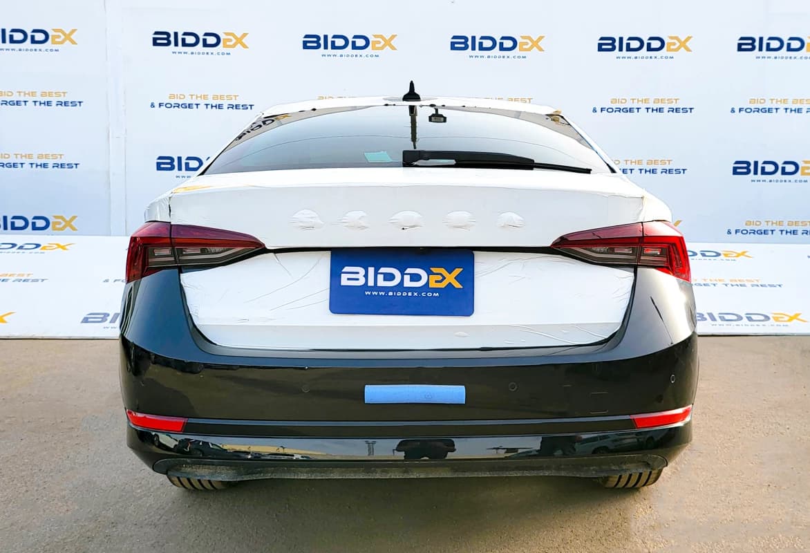 2024 ستايل بلس أسود أوتوماتيك — جديدة