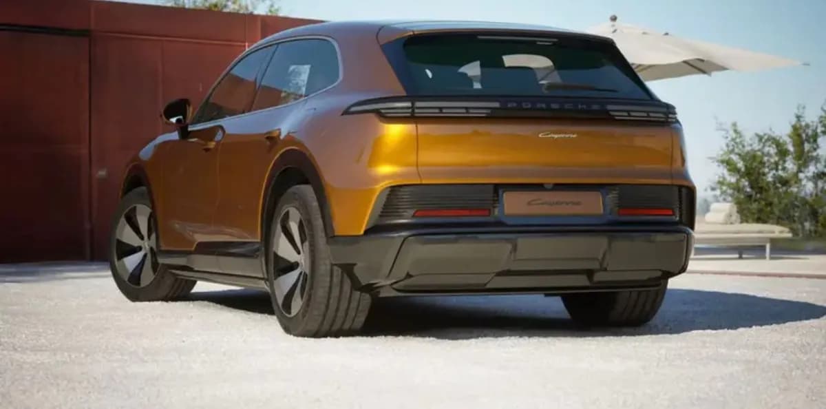 Porsche Cayenne 2026 Electric Gold Automatic — New