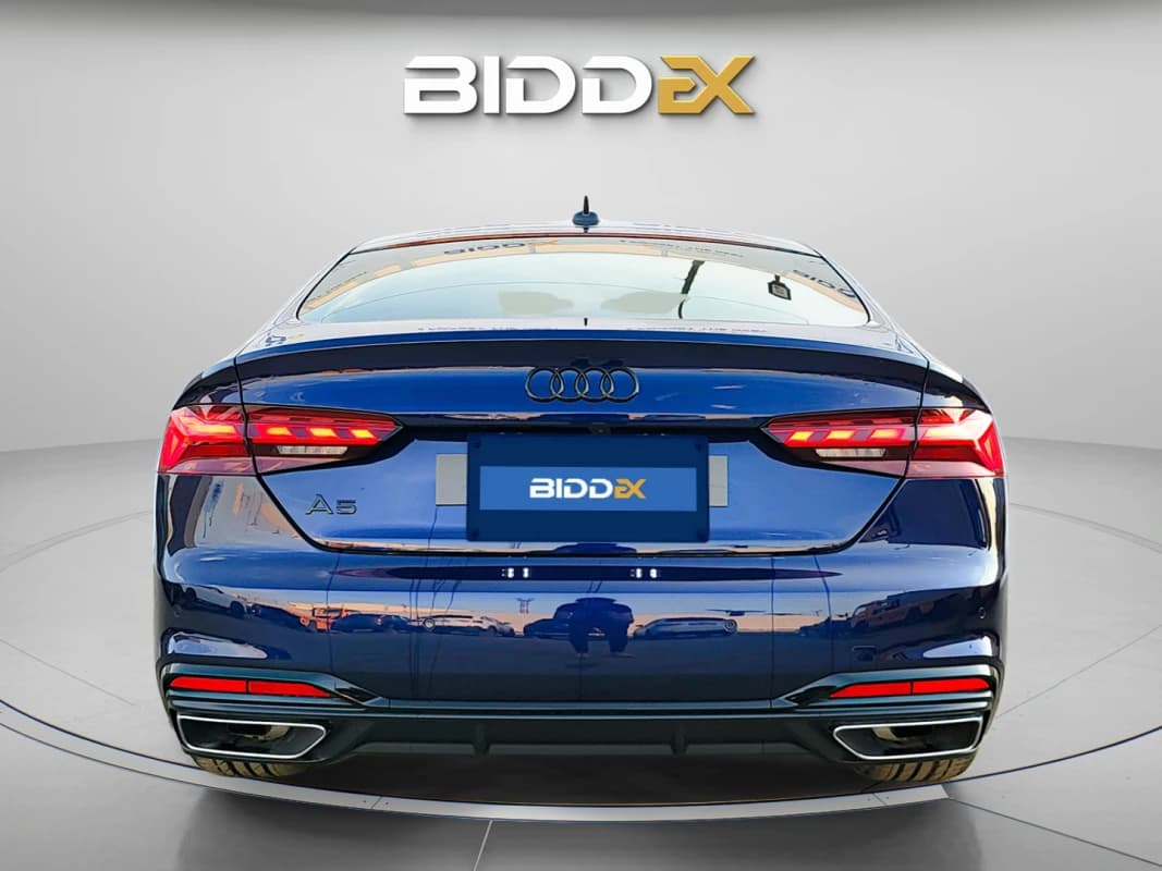 Audi A5 2024 اس لاين أزرق أوتوماتيك — جديدة