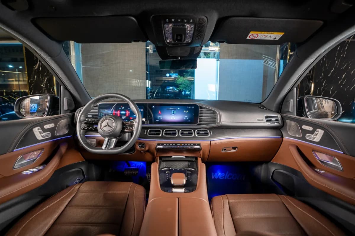 مرسيدس بنز GLS 580 2025 ايه ام جي أسود أوتوماتيك — مستعملة