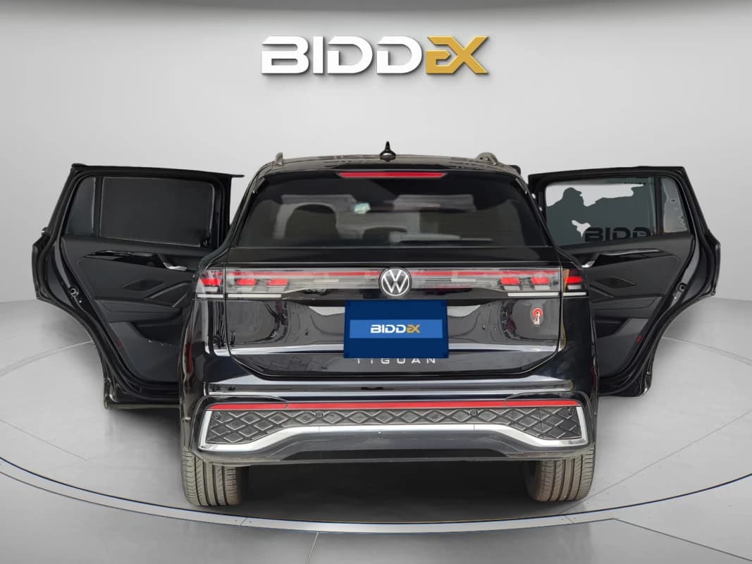 Volkswagen Tiguan 2024 R line Black Automatic — Used