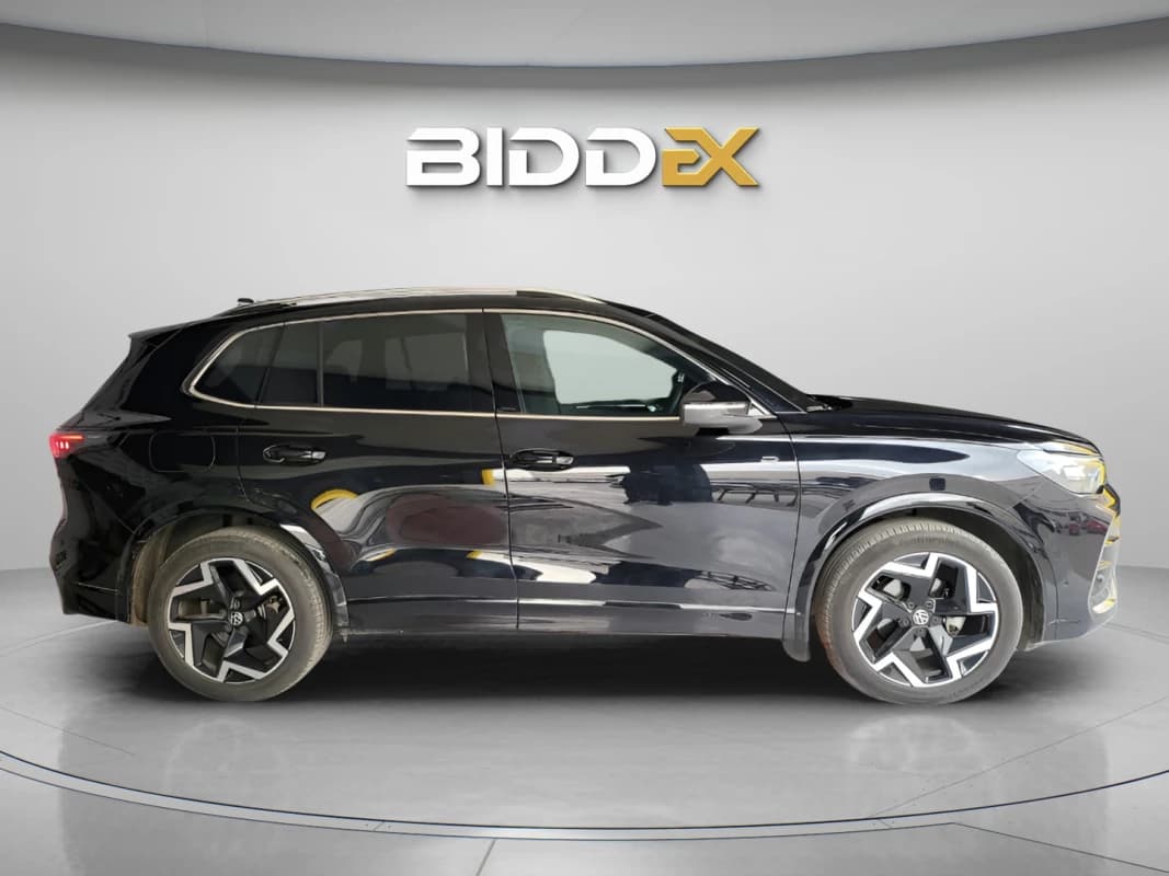 Volkswagen Tiguan 2024 R line Black Automatic — Used