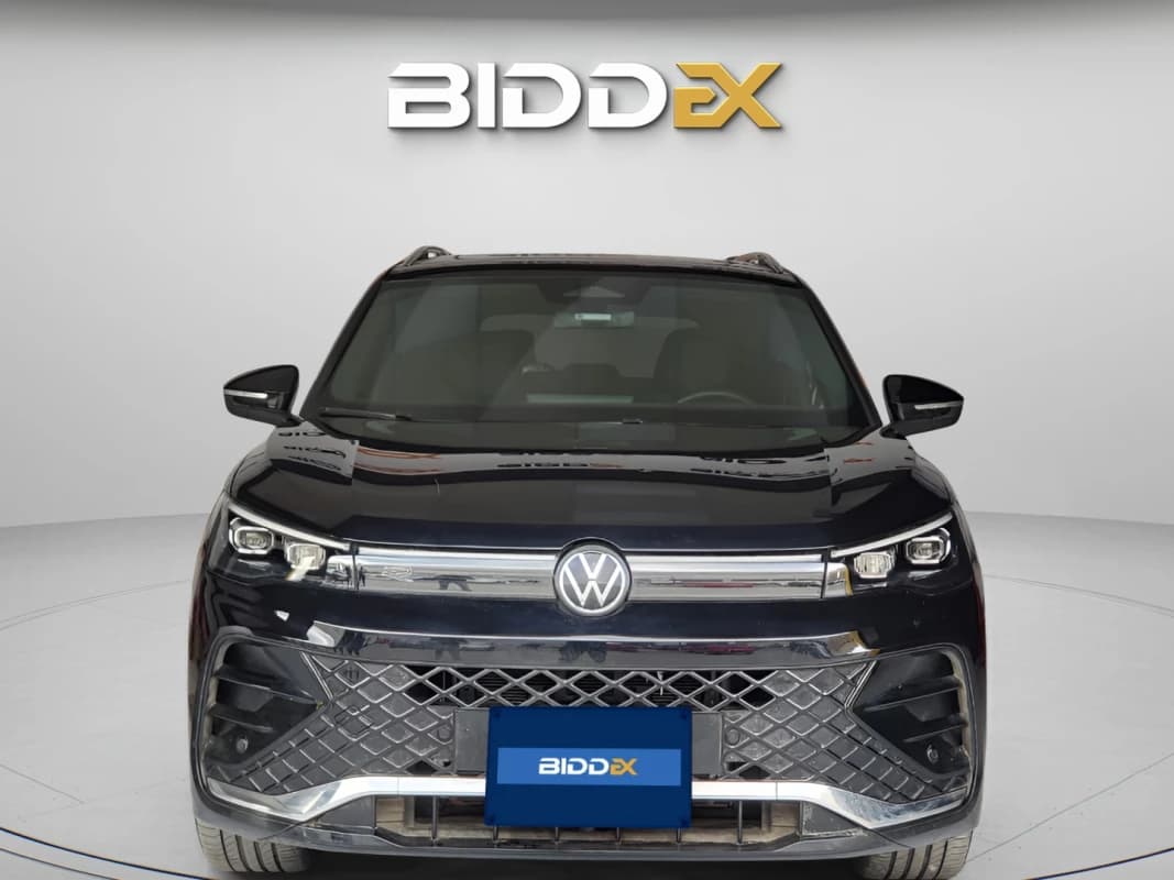 Volkswagen Tiguan 2024 R line Black Automatic — Used