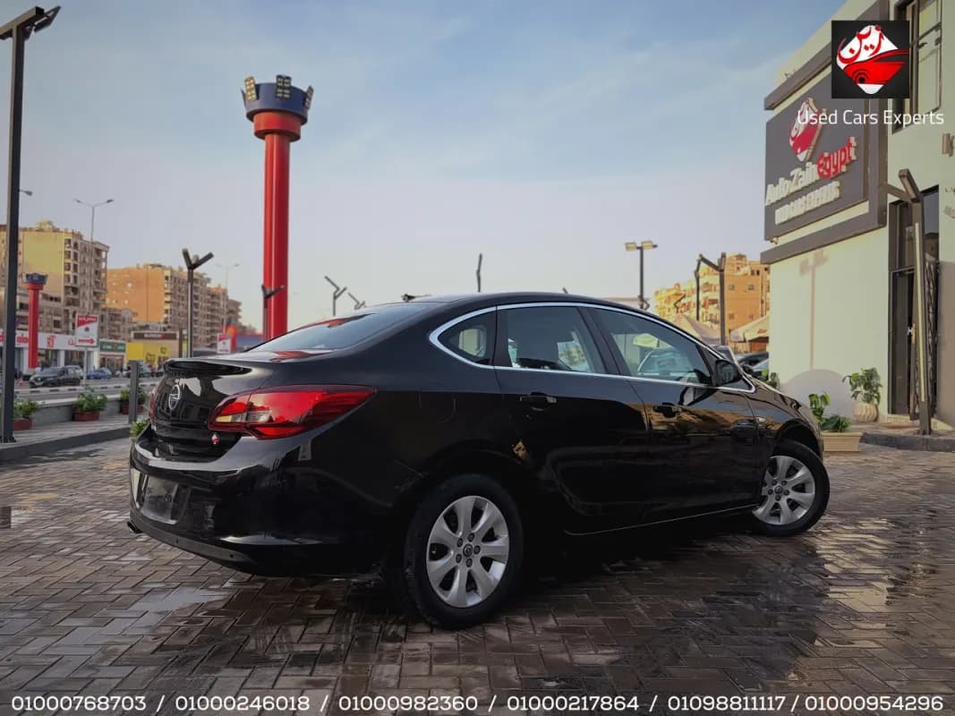 Opel Astra 2021 Highline Turbo Black Automatic — Used