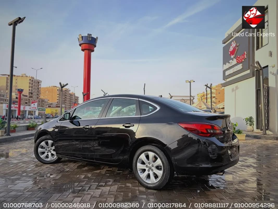 Opel Astra 2021 Highline Turbo Black Automatic — Used