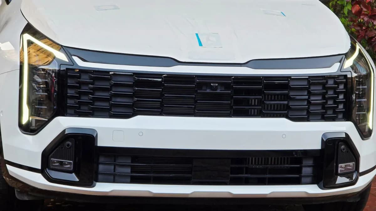 كيا سبورتاج 2026 جي تي لاين أبيض أوتوماتيك — جديدة