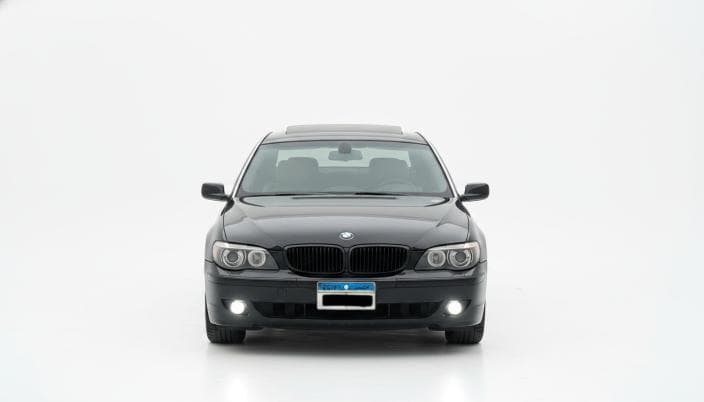 بي ام دبليو 740i 2007 بيور اكسلنس أسود أوتوماتيك — مستعملة - 1