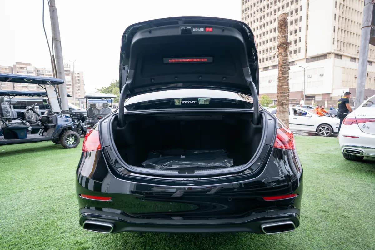 Mercedes-Benz C200 2026 AMG Black Automatic — New