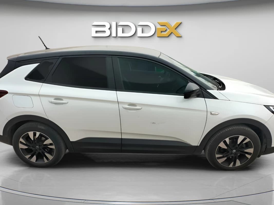 Opel Grand land 2022 Topline White Automatic — Used