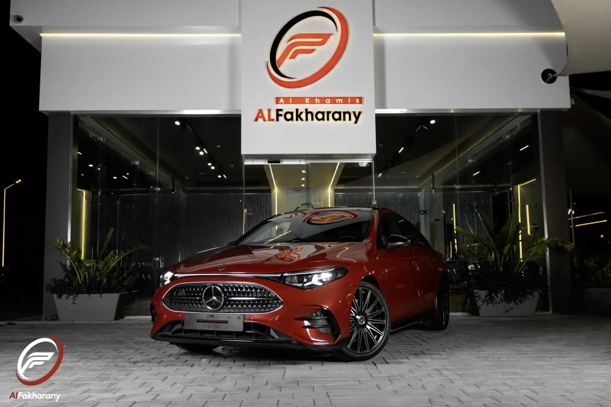 مرسيدس بنز CLA 200 2026 ايه ام جي أحمر غامق أوتوماتيك — جديدة