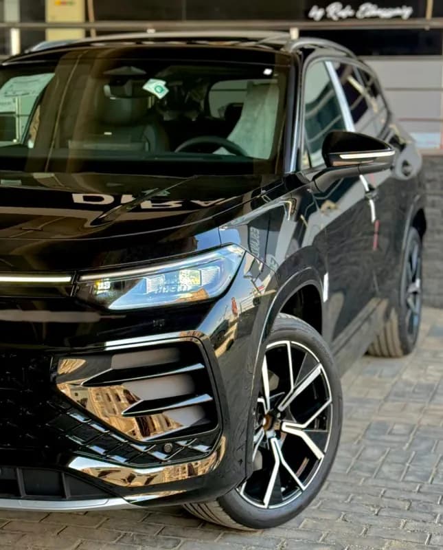 فولكس فاجن Tayron 2026 ار لاين أسود قابض مزدوج — جديدة