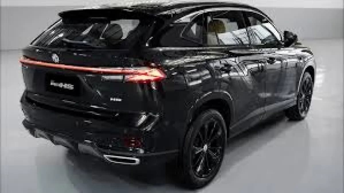 ام جي اتش اس 2026 اتش اي في أسود أوتوماتيك — جديدة