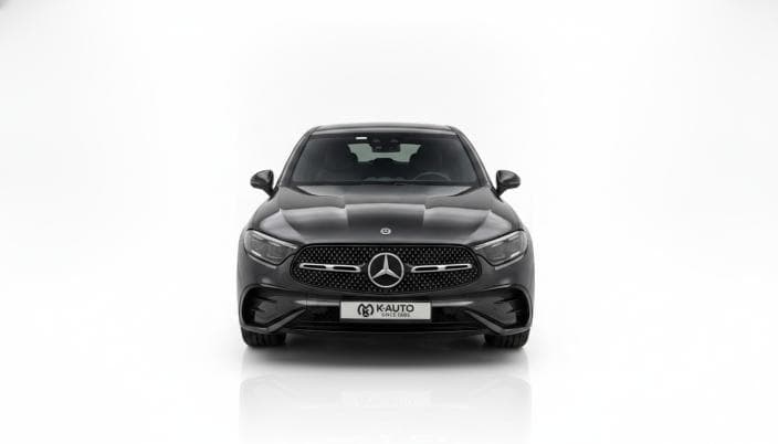 مرسيدس بنز GLC 300 2024 ايه ام جي أسود أوتوماتيك — مستعملة - 1