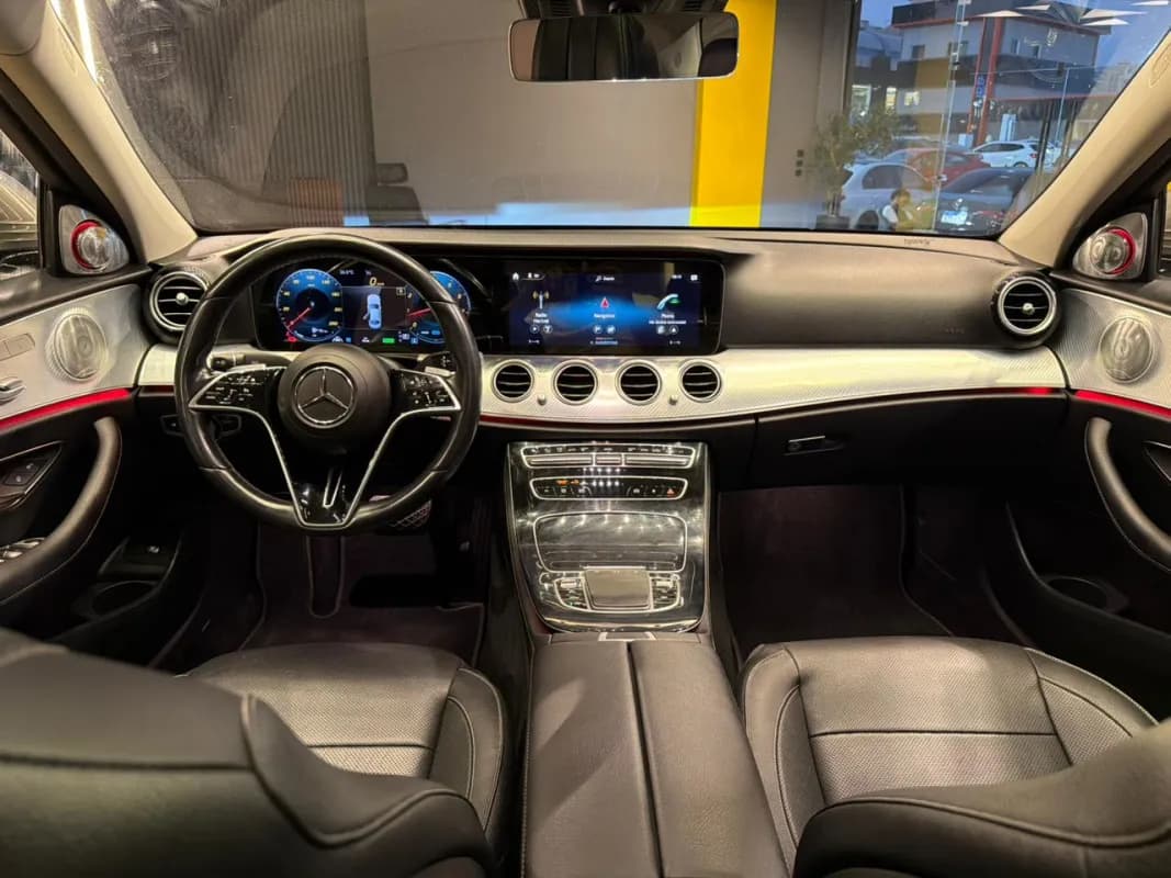 مرسيدس بنز E300 2021 اكسيكلوزيف برونزي أوتوماتيك — مستعملة