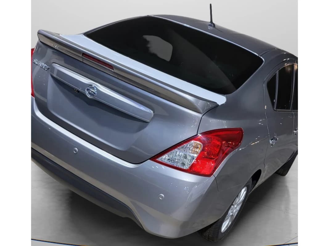 Nissan Sunny 2025 سوبر صالون رمادي أوتوماتيك — جديدة
