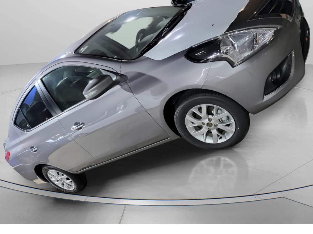 Nissan Sunny 2025 سوبر صالون رمادي أوتوماتيك — جديدة