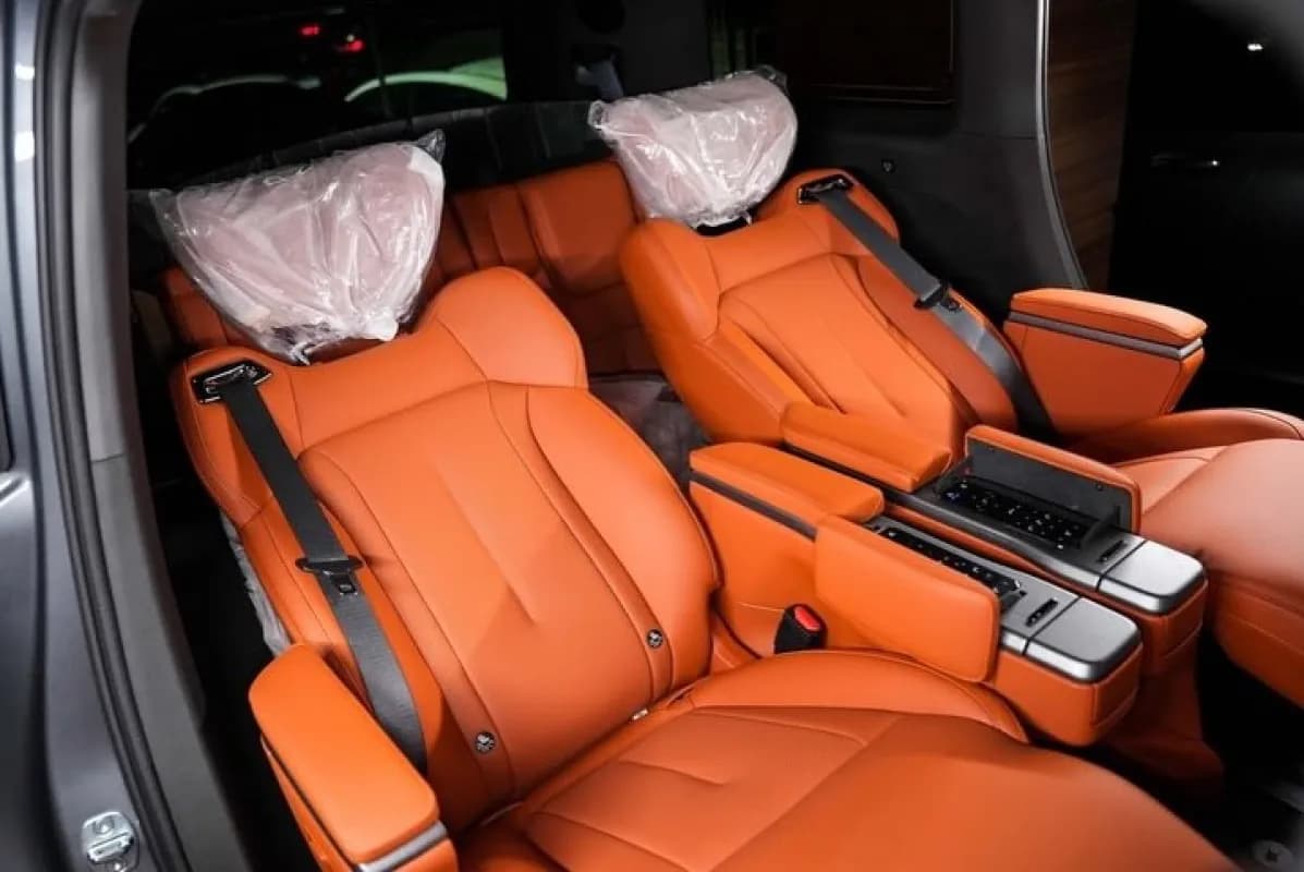 Rox 01 2026 Aviation 6 Seat Black Automatic — New