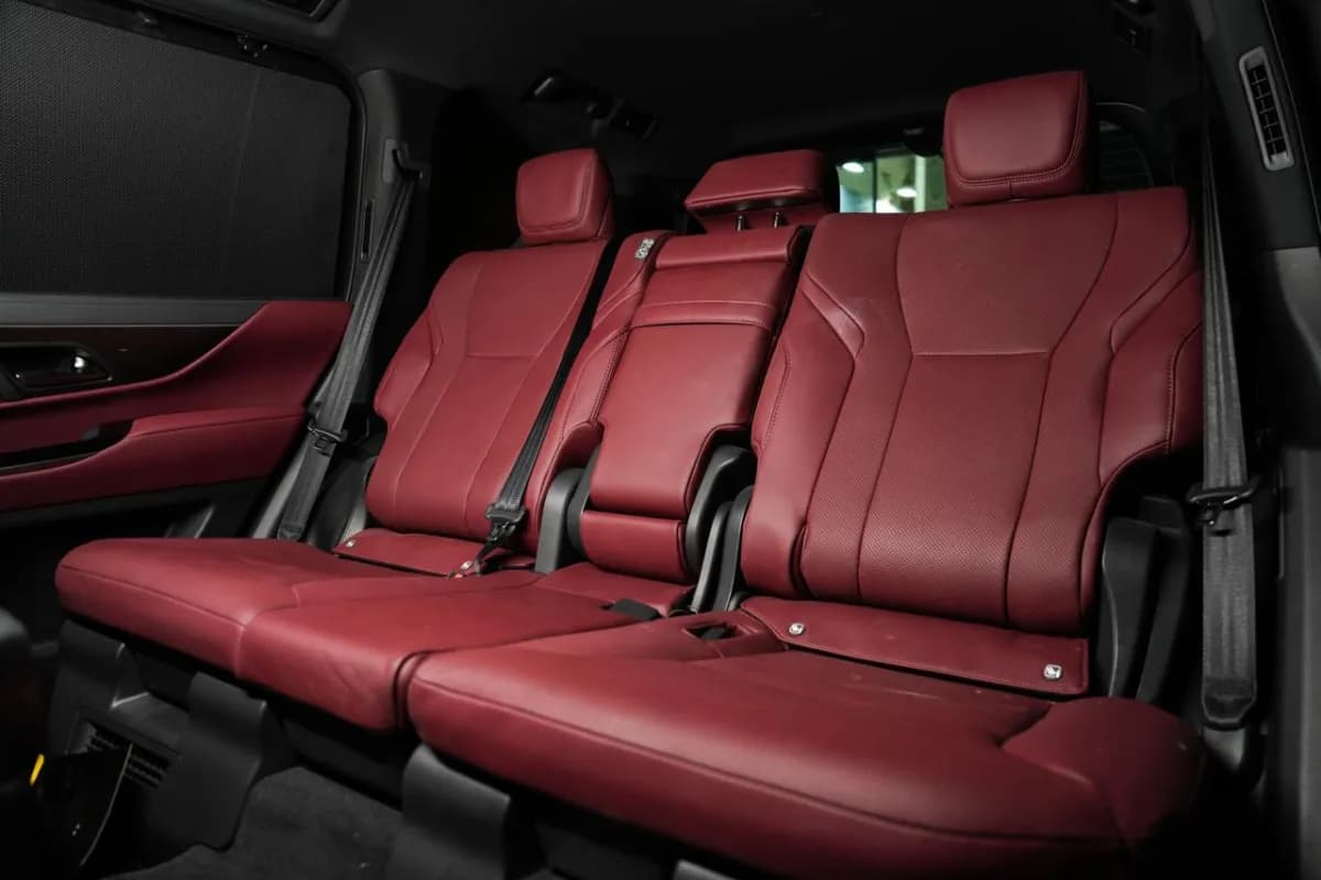 Lexus LX600 2026 Premium Black Automatic — New