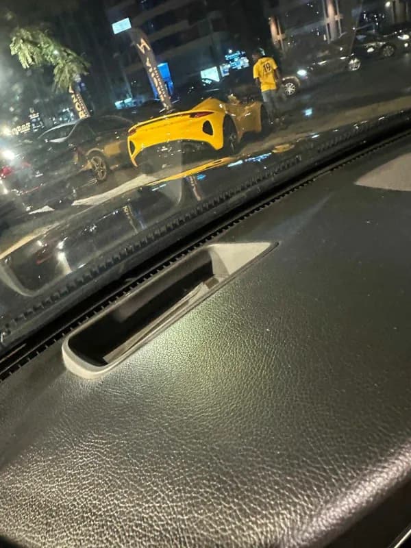 مرسيدس بنز C300 2020 اي ام جي أزرق غامق أوتوماتيك — مستعملة